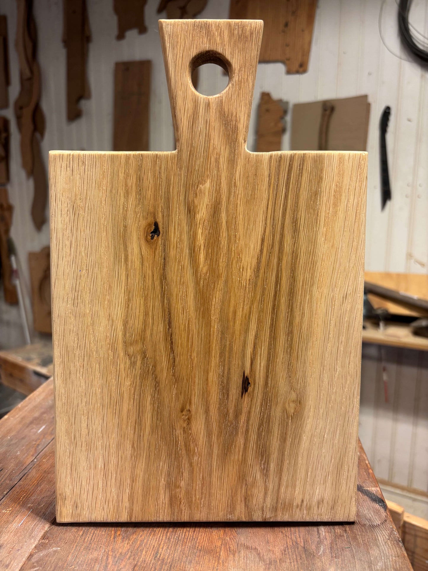 Eike fjøl, bakside, håndlagd